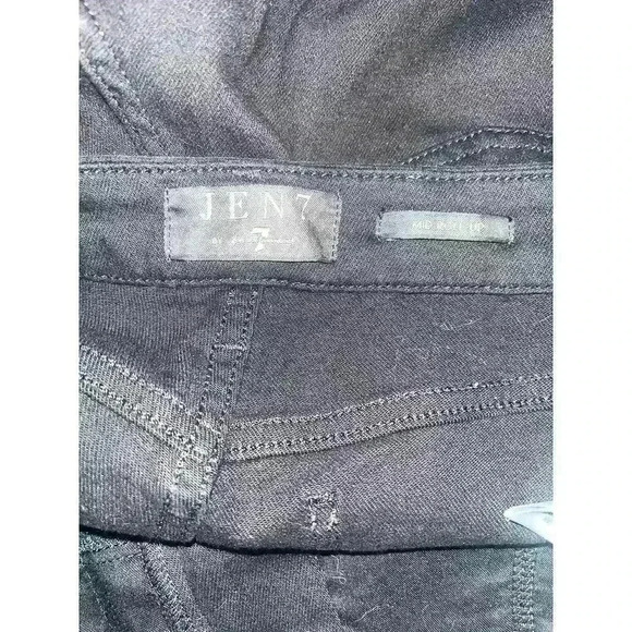 JEN7 by 7 For All Mankind Black Roll Cuff Denim Shorts Women's Size 10 - Picture 6 of 8